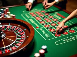 Antarmuka live blackjack di aplikasi wintoto menampilkan meja dealer dengan kartu dan tombol keputusan pemain