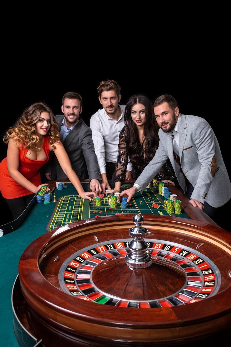Meja blackjack edisi khusus dengan bonus side bets dan fitur tambahan